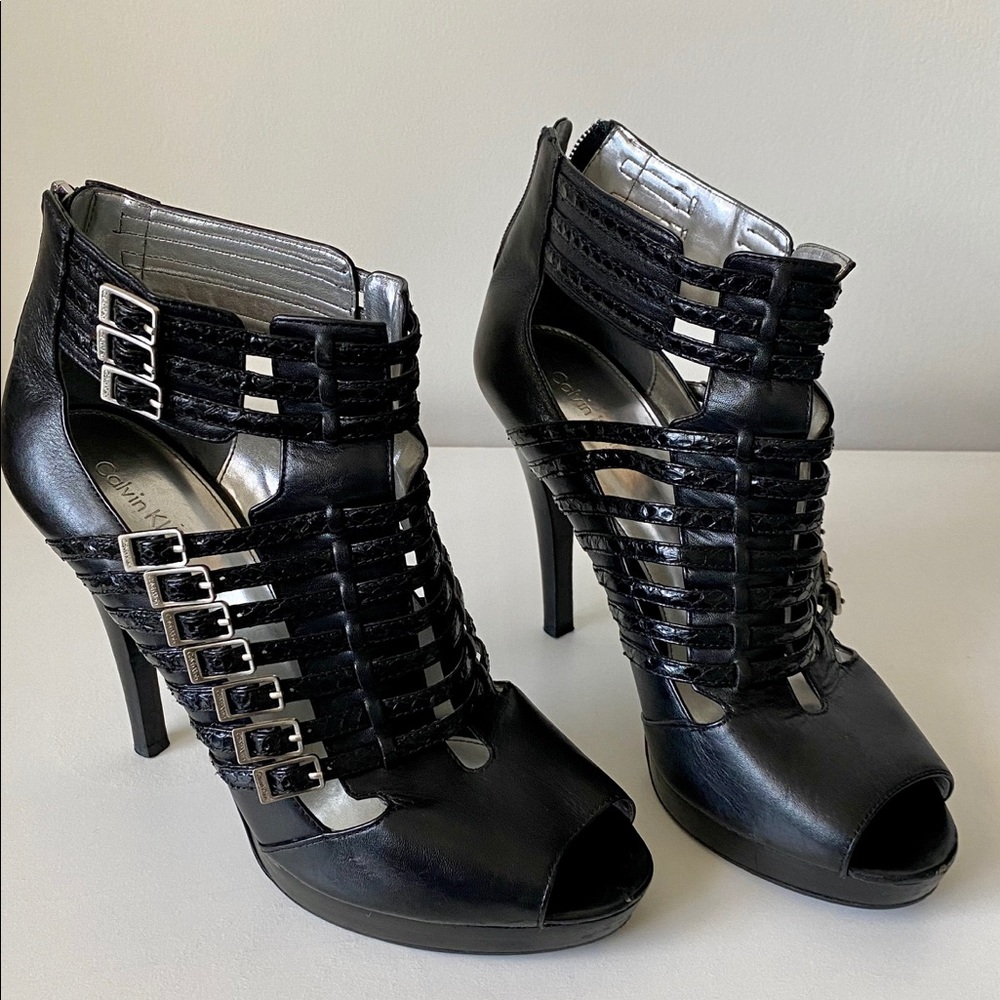 CALVIN KLEIN GLADIATOR HEEL